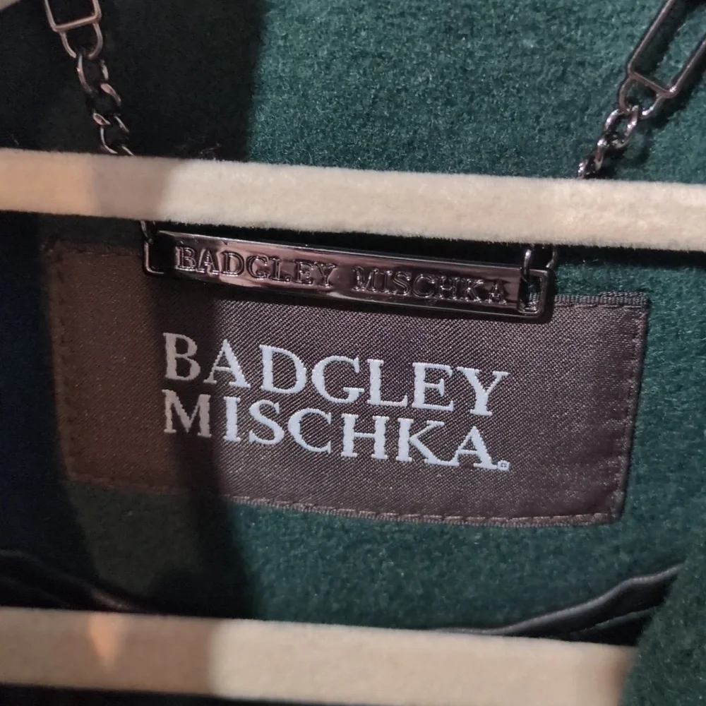 Badgley Mischka Women's Green Coat - Picture 5 of 10
